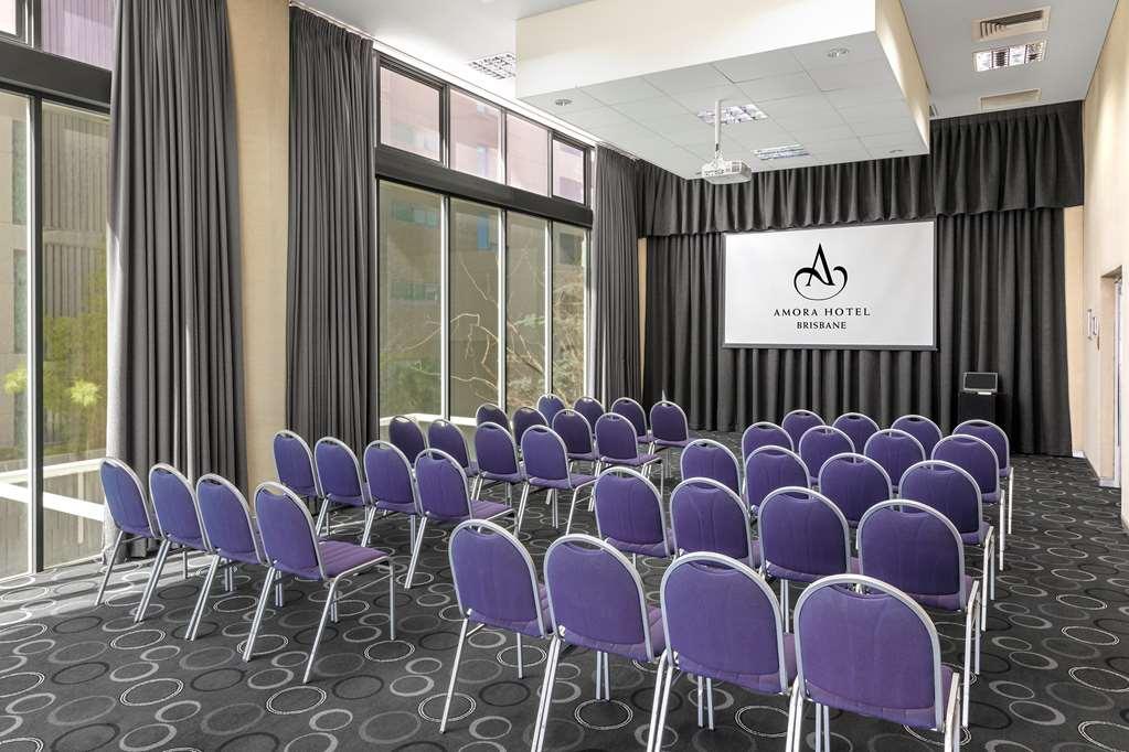 Amora Hotel Брисбен Удобства фото Meeting room